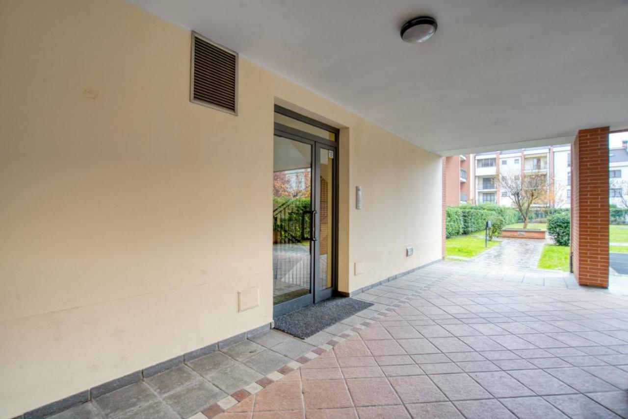 Caseospitali - Casa Emilia Trilocale Di Charm Con Balcone Apartment Cernusco Sul Naviglio Bagian luar foto